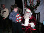 Pic005.jpg (81277 bytes)